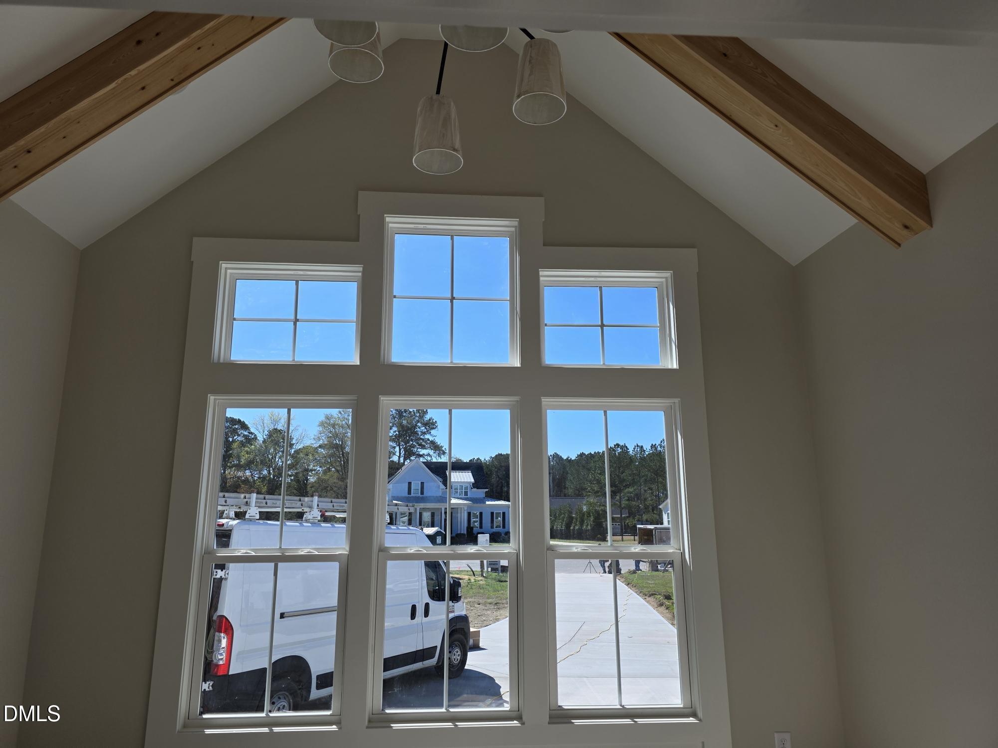 85 Constitution Avenue