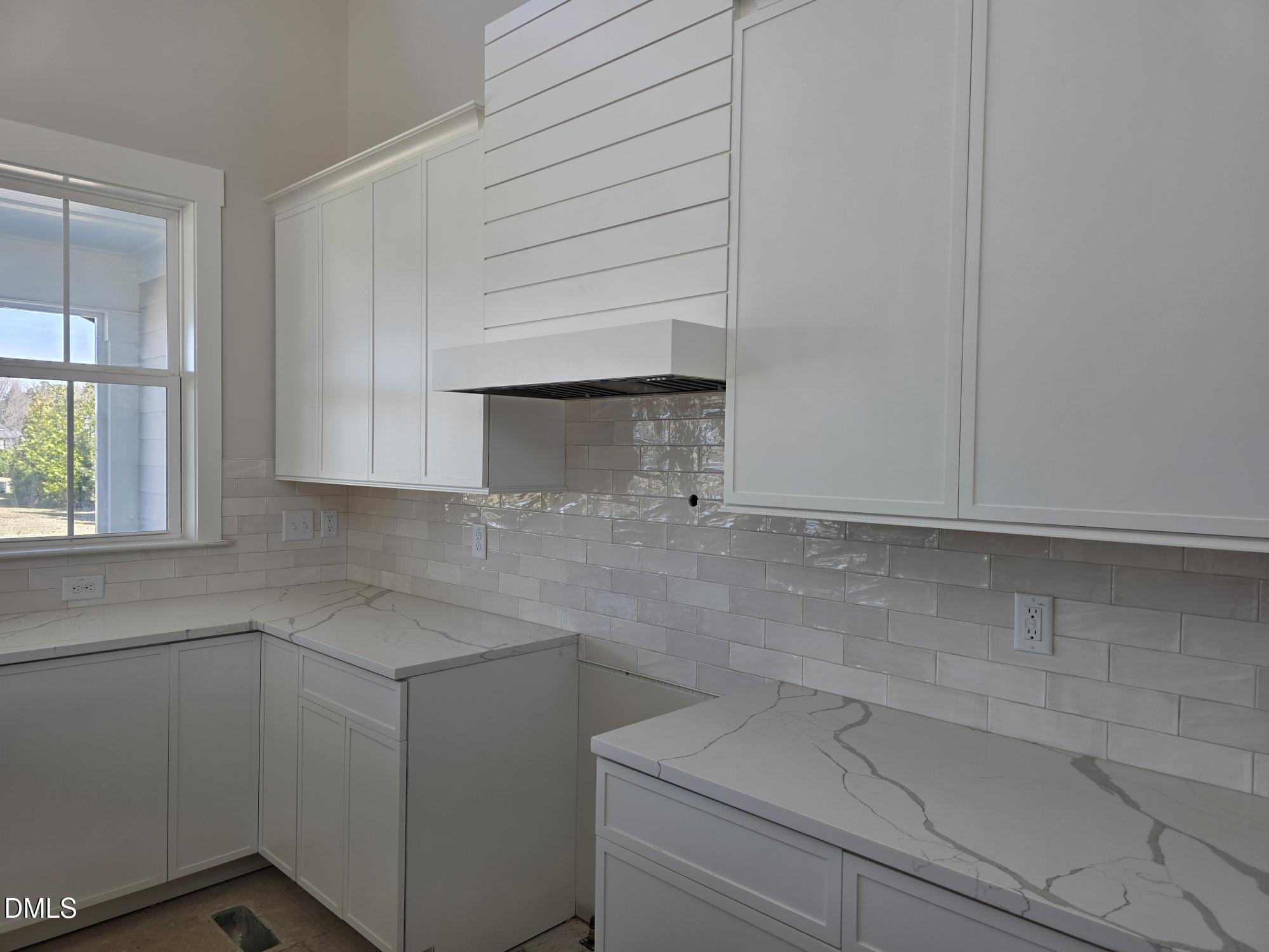 85 Constitution Avenue