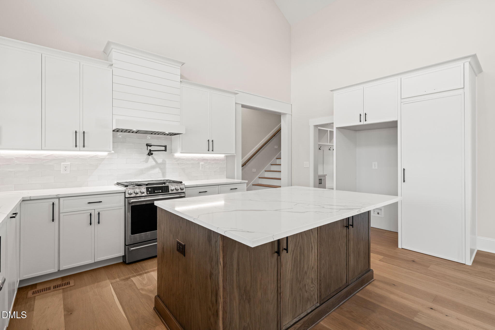 85 Constitution Avenue