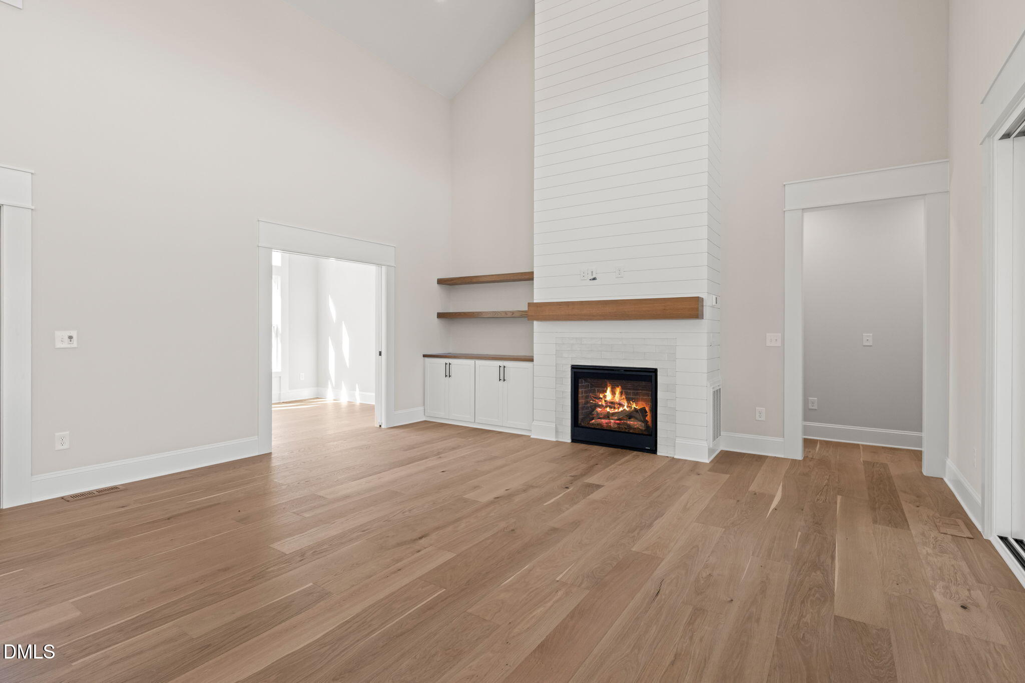 85 Constitution Avenue