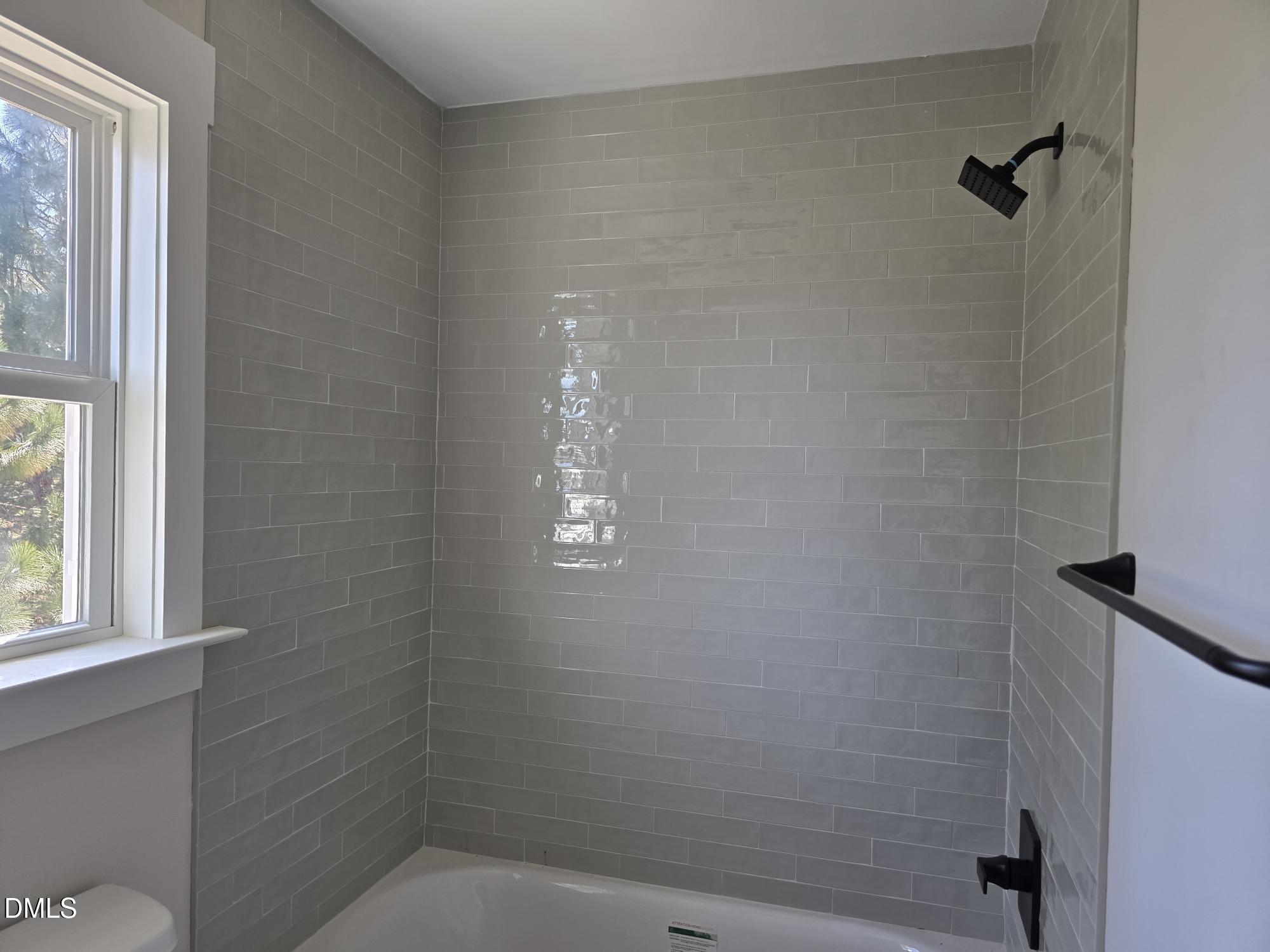 85 Constitution Avenue