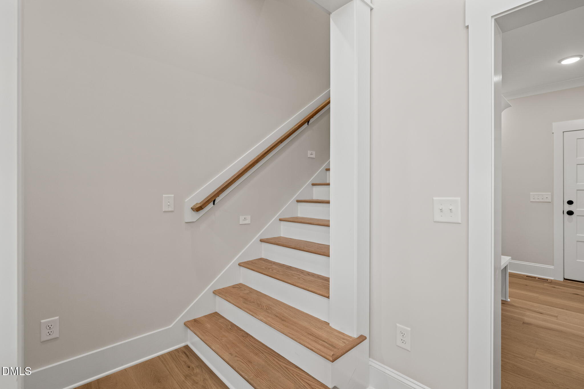 85 Constitution Avenue