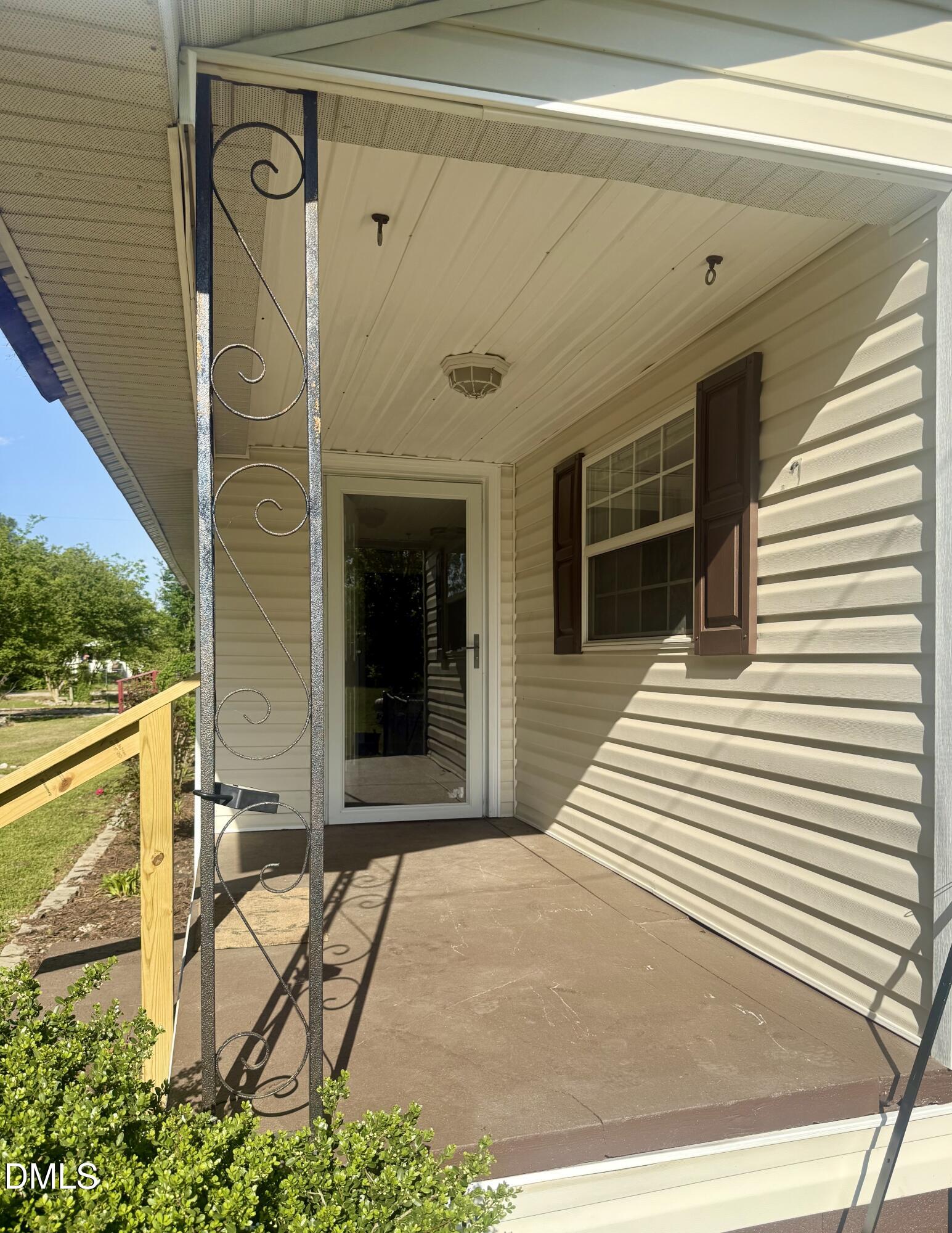 42 Happy Trails Lane