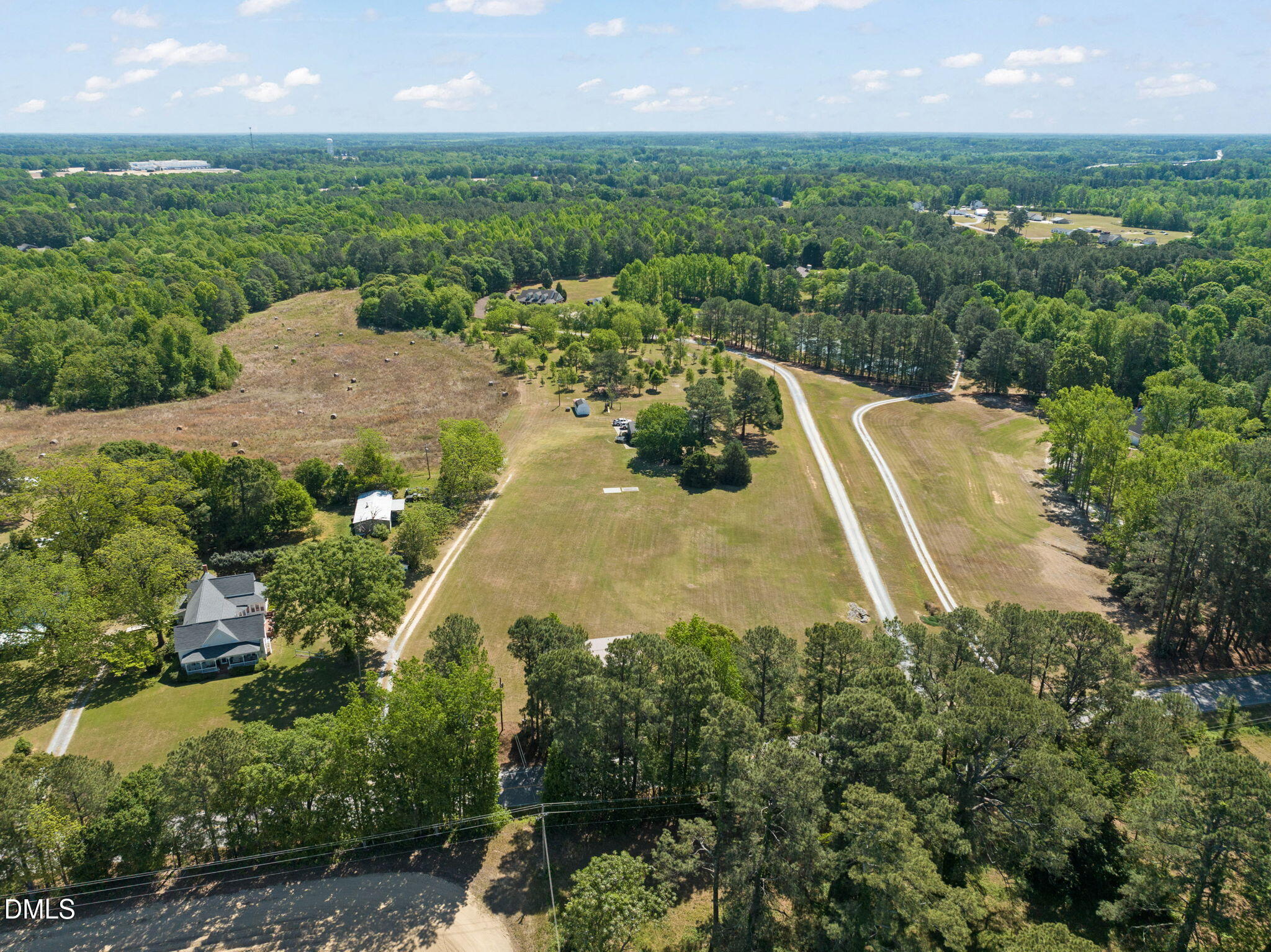 2660 Carolina 242