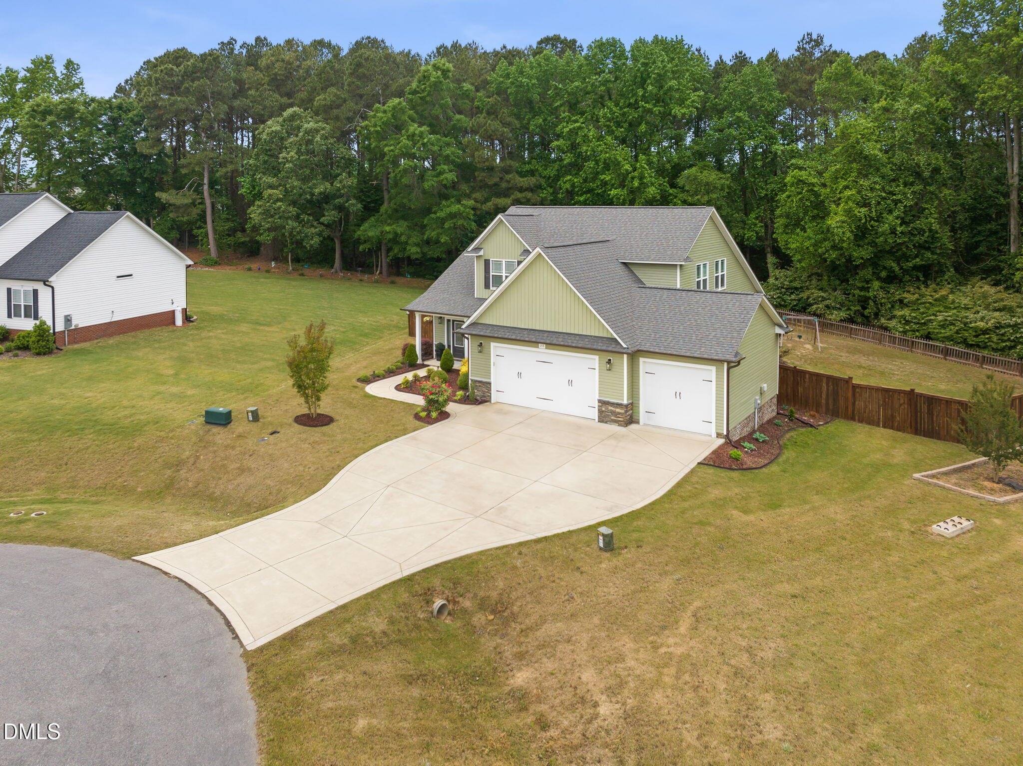 153 Shady Oaks Drive