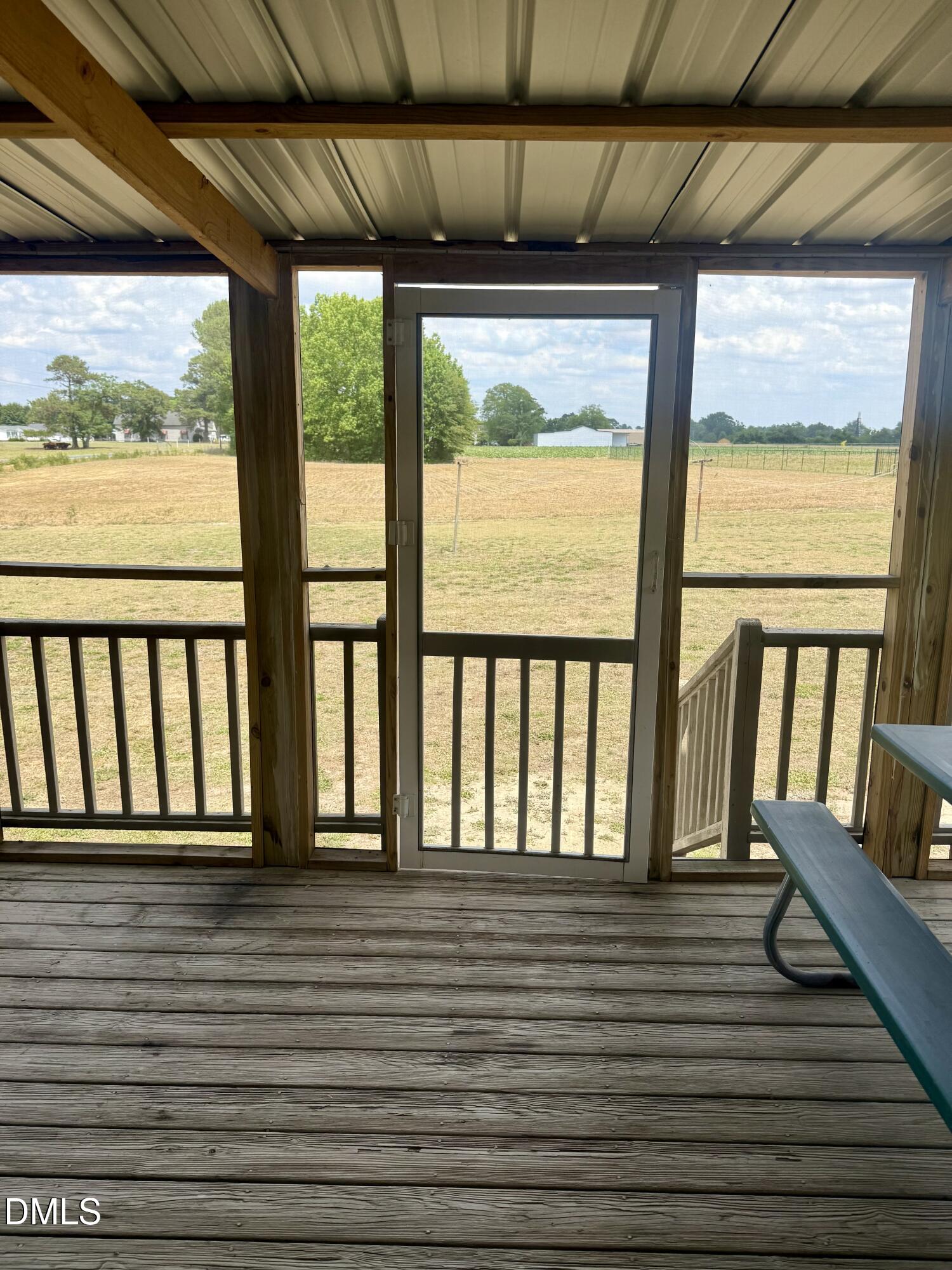 1511 Lane Road