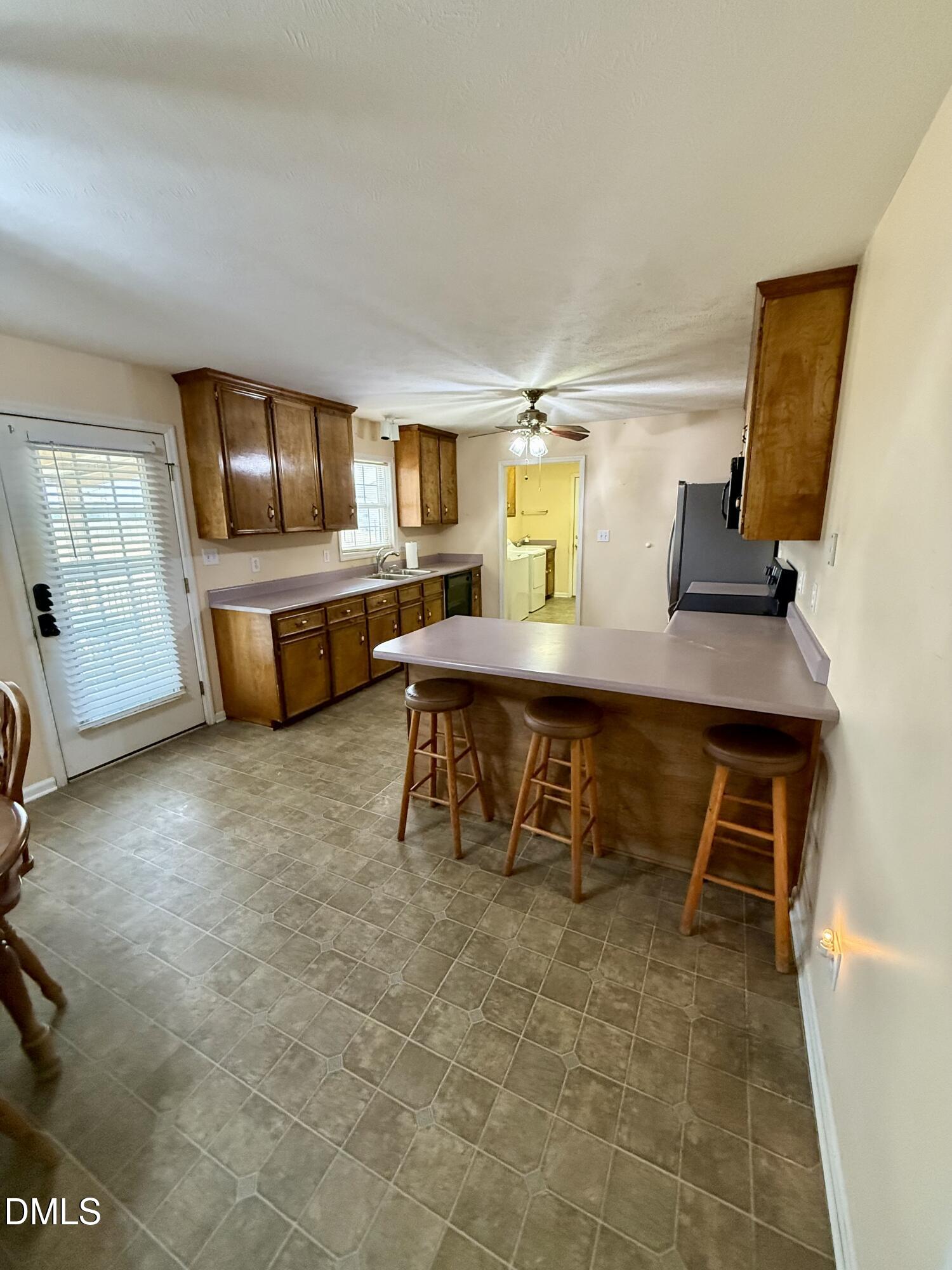 1511 Lane Road