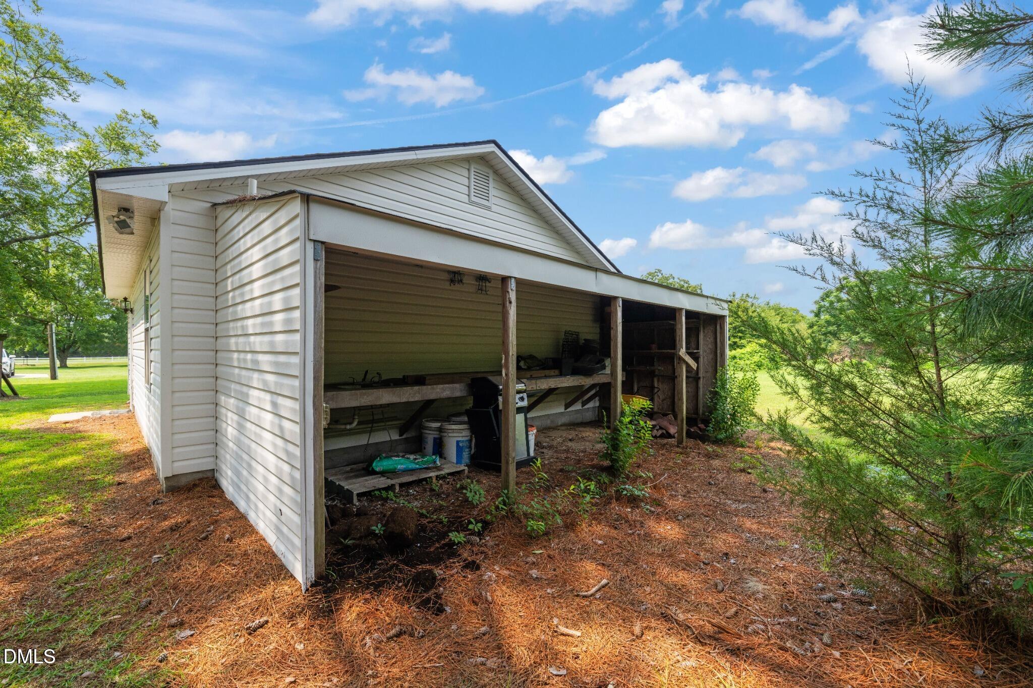 1718 Aman Dairy Road