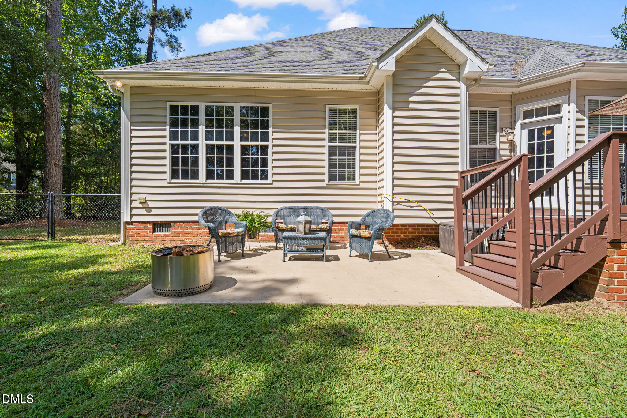 81 Carrousel Court