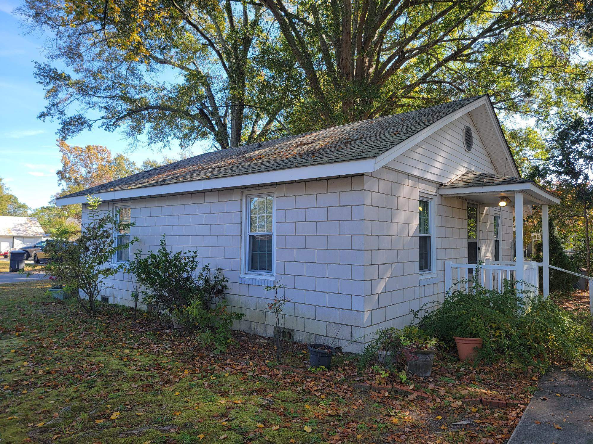 200 Ford Street