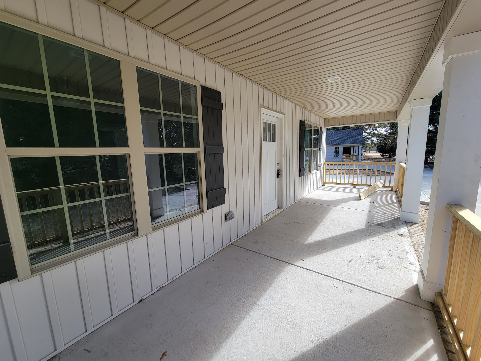 649 S Lincoln Street