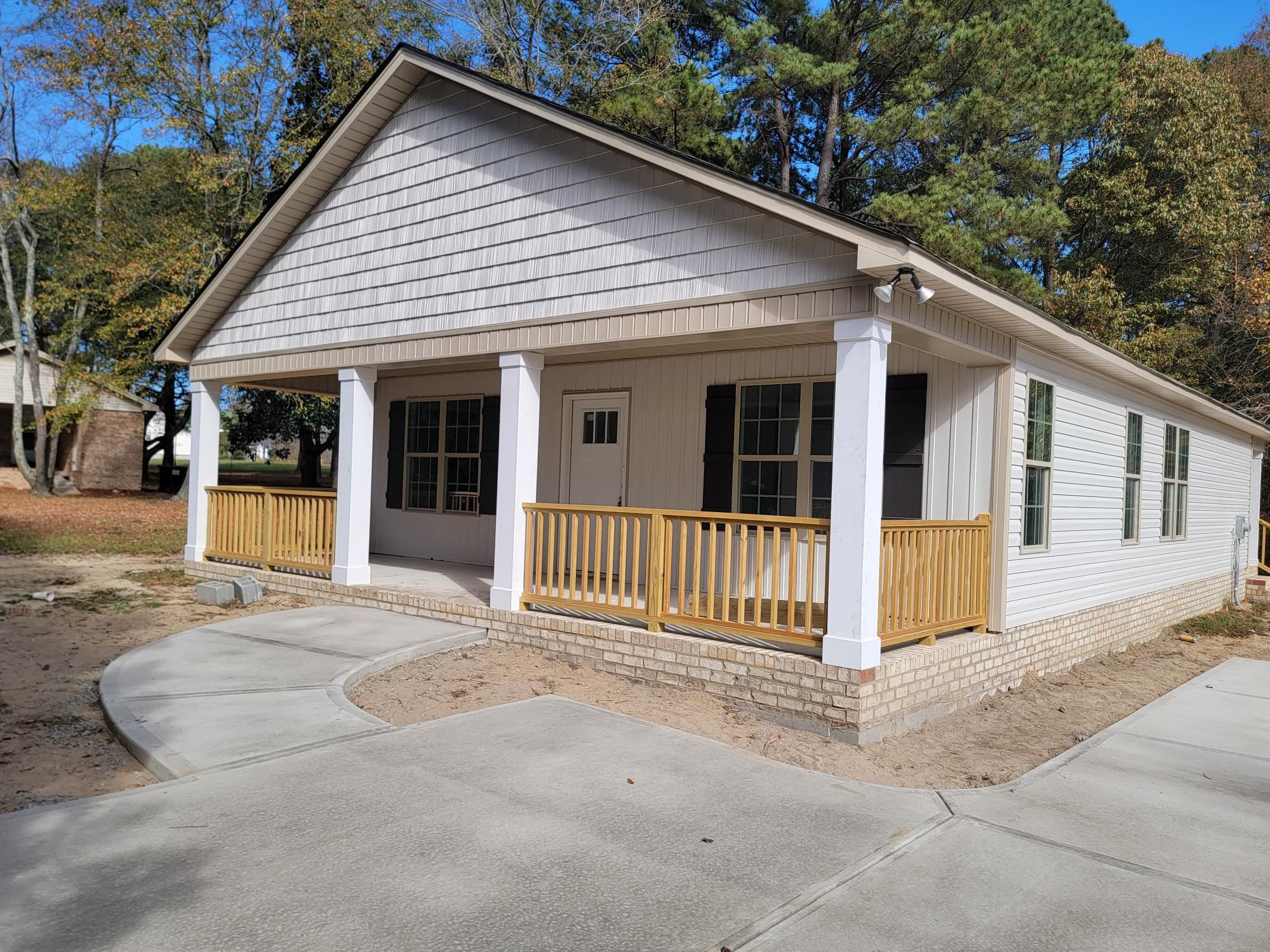 649 S Lincoln Street