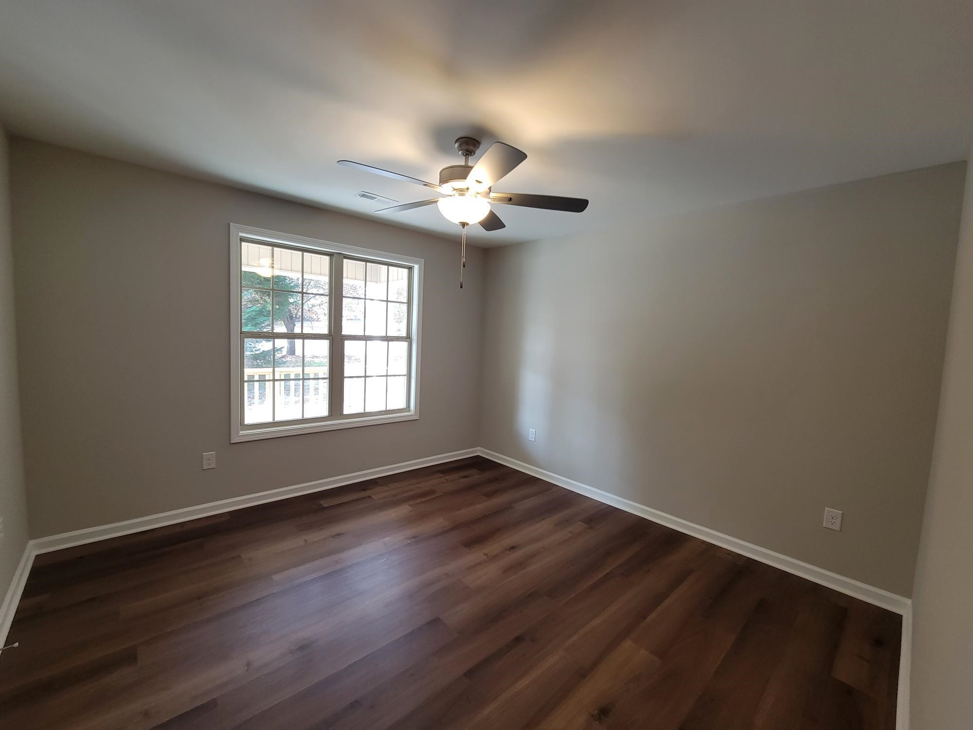 649 S Lincoln Street