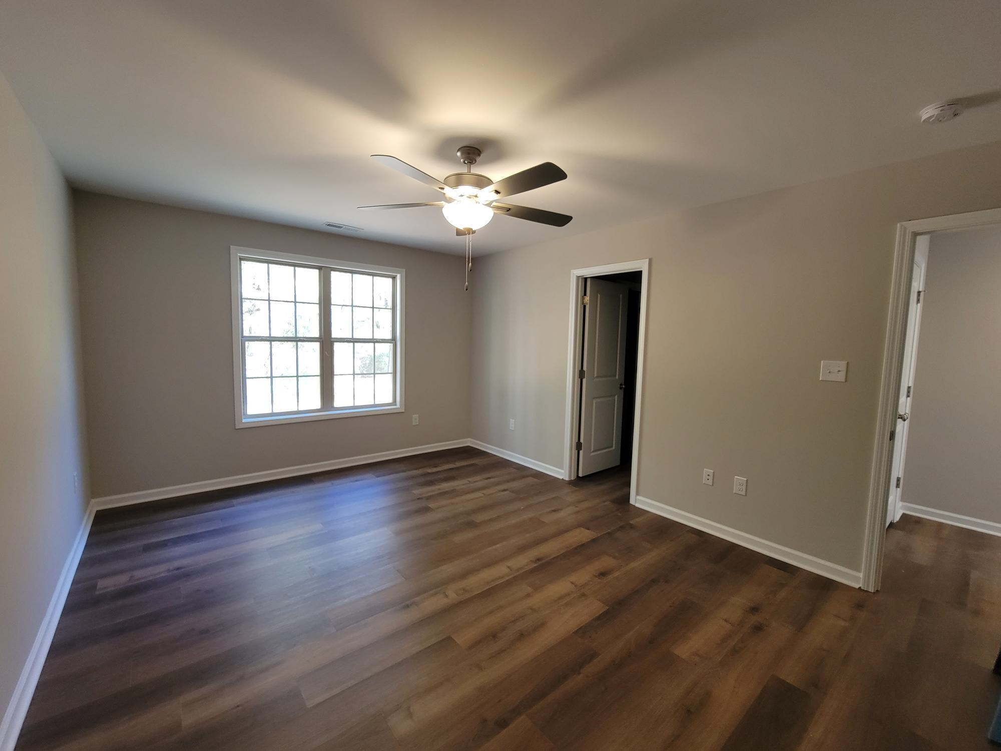 649 S Lincoln Street