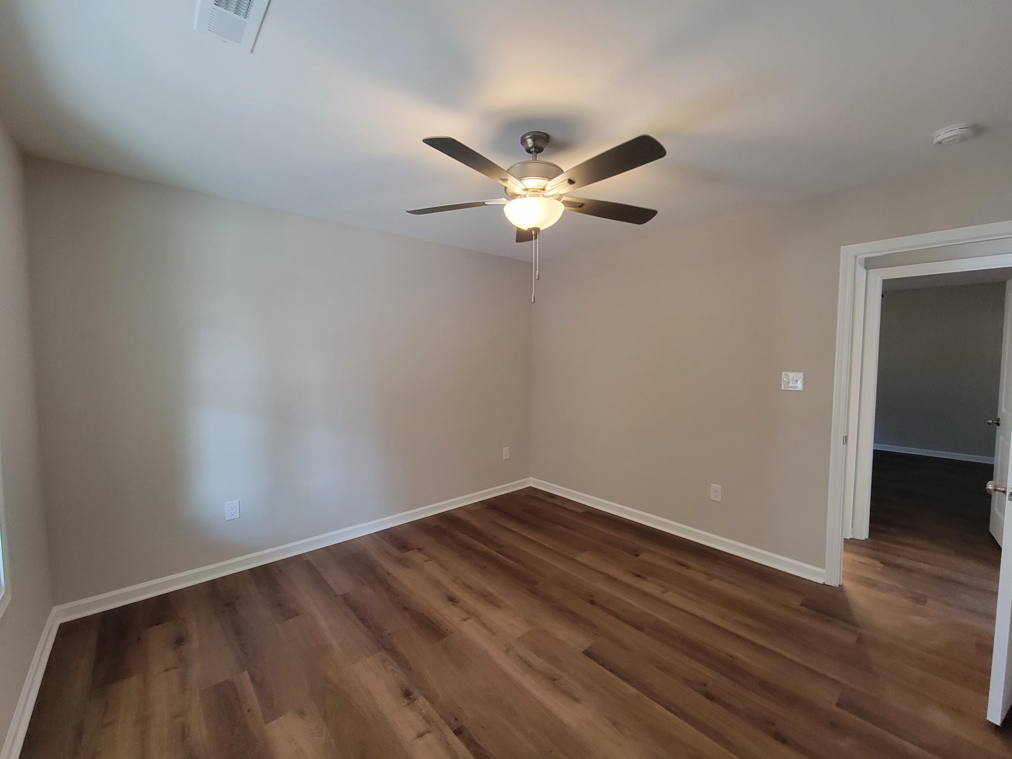 649 S Lincoln Street