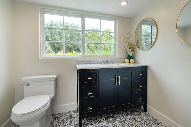 487 Hot Springs Road