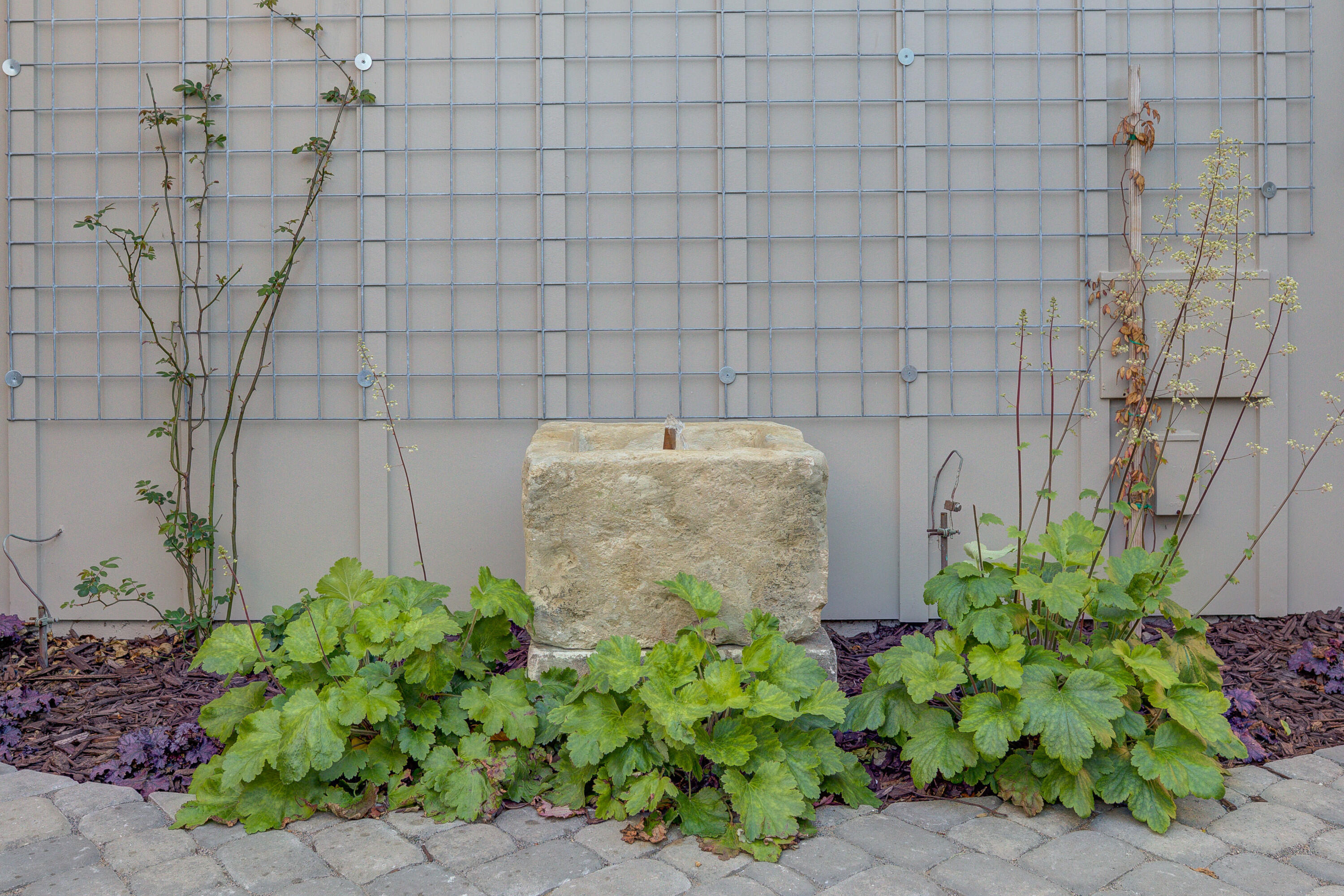 670 Santa Lucia Avenue