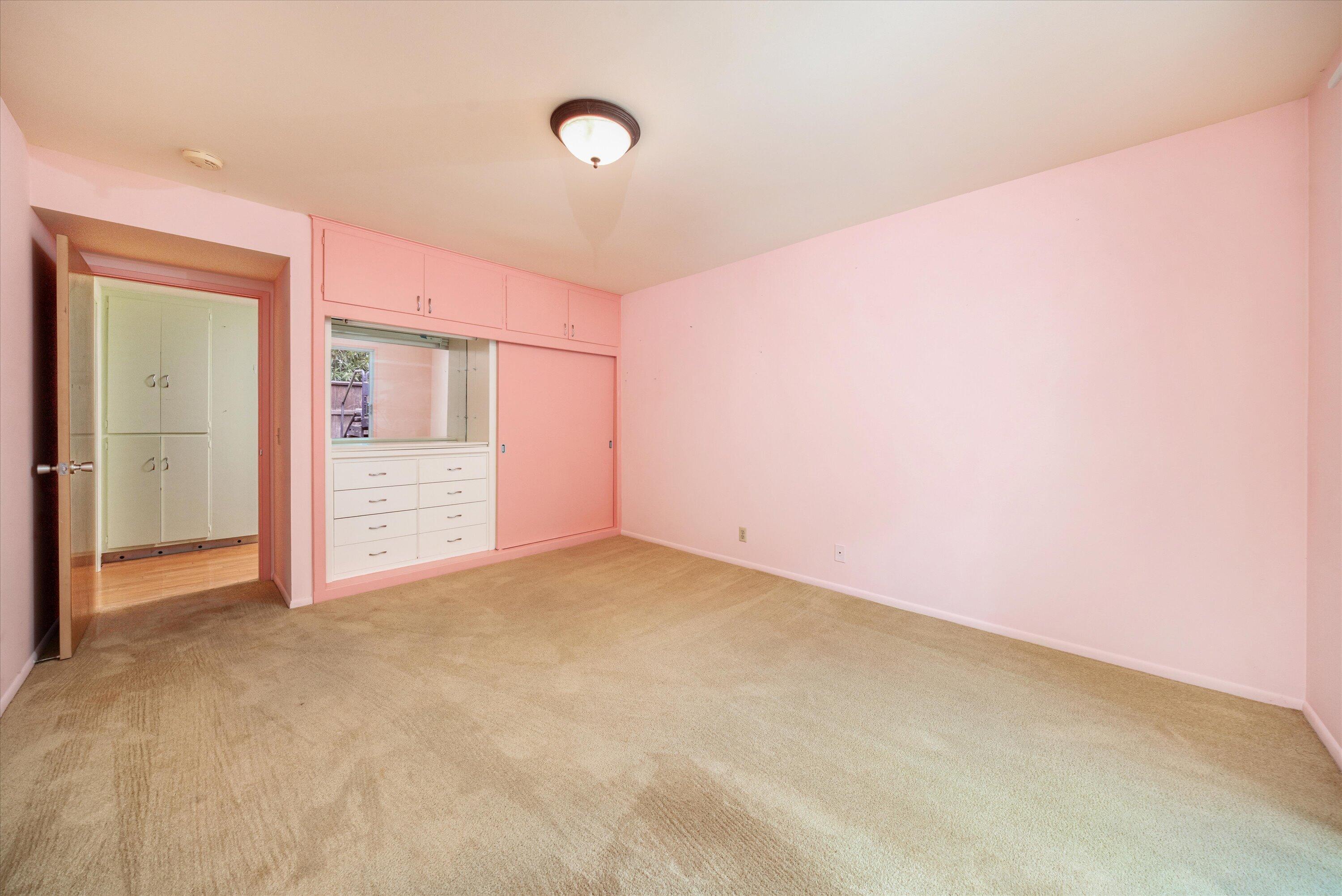 4507 Carriage Hill Drive