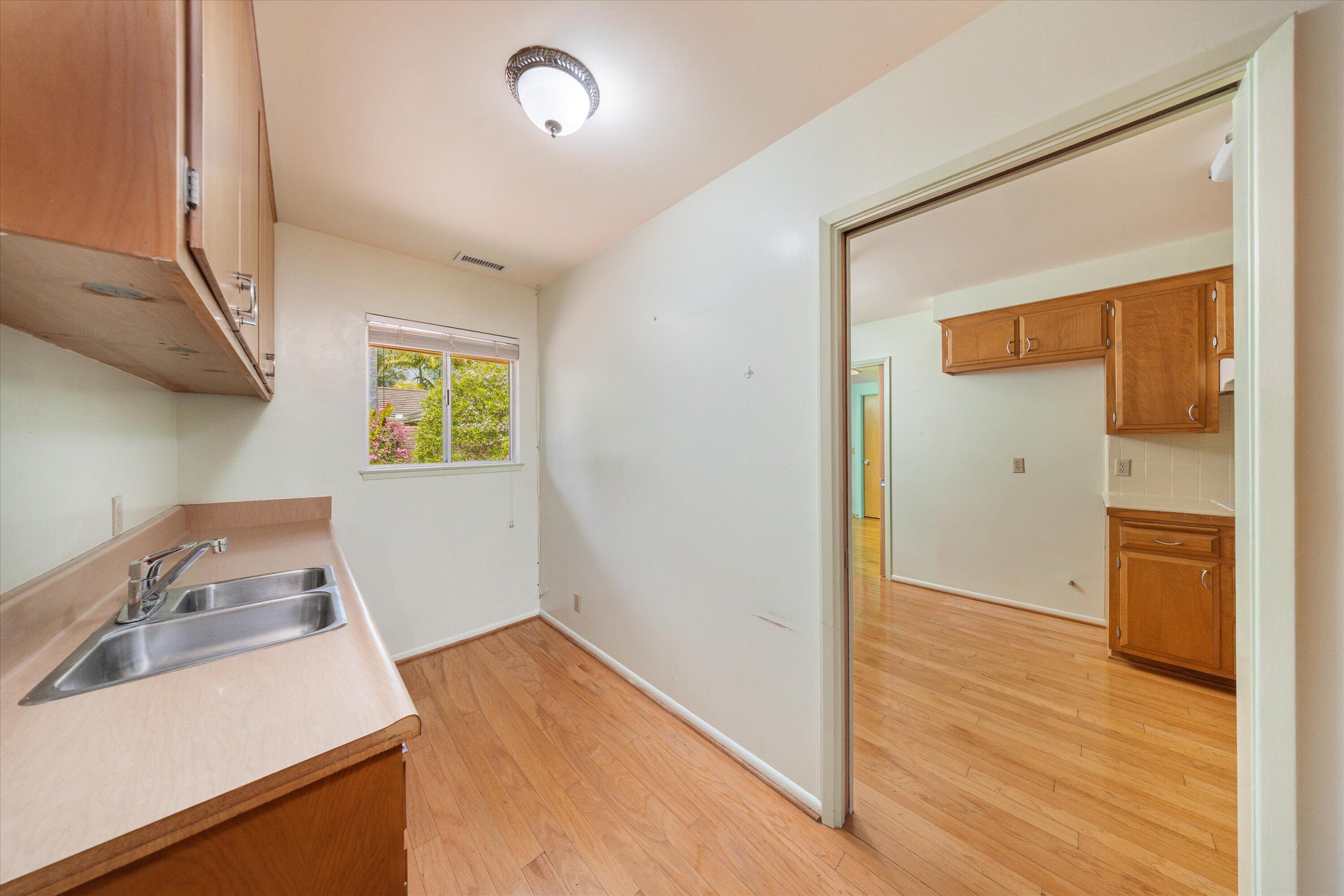 4507 Carriage Hill Drive