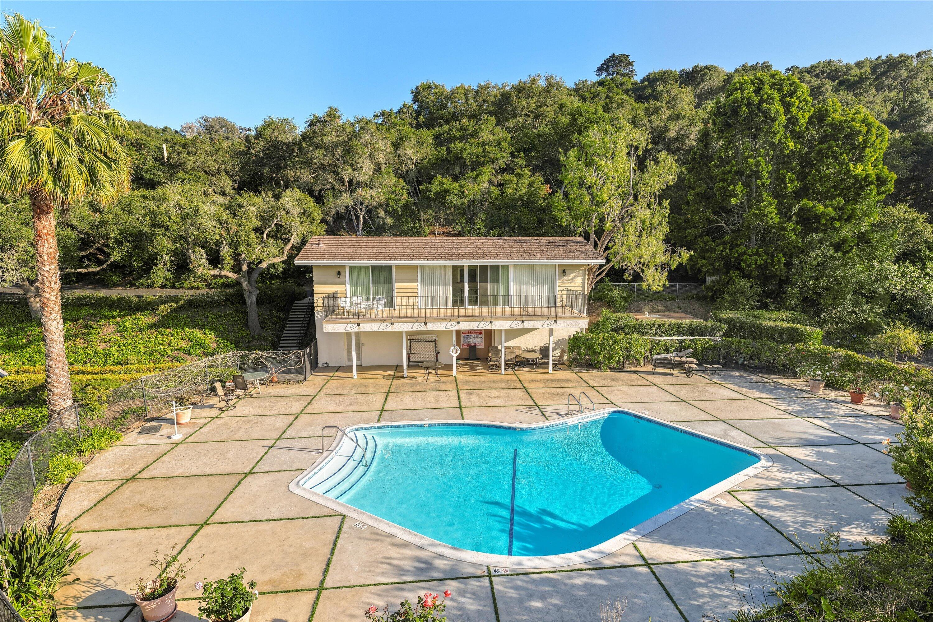 4507 Carriage Hill Drive