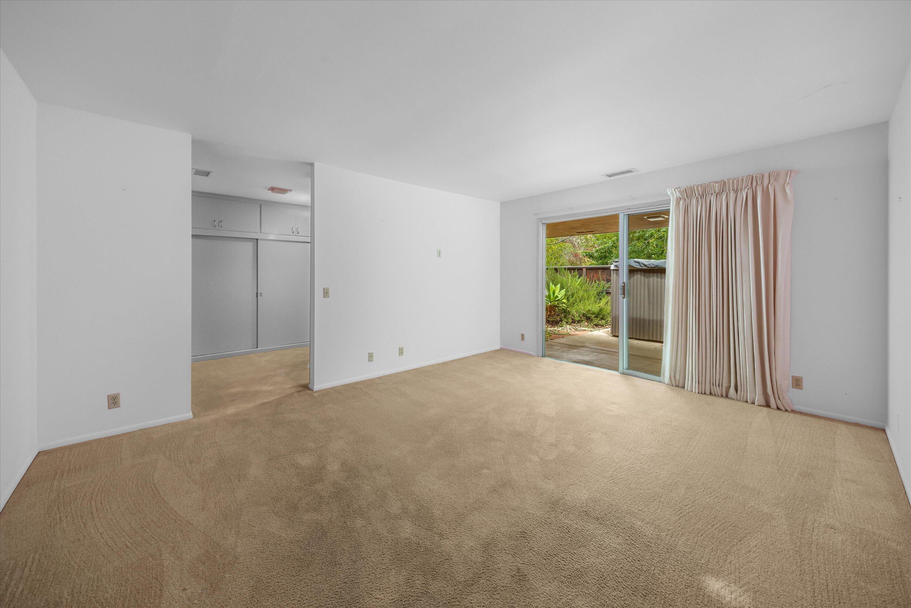 4507 Carriage Hill Drive