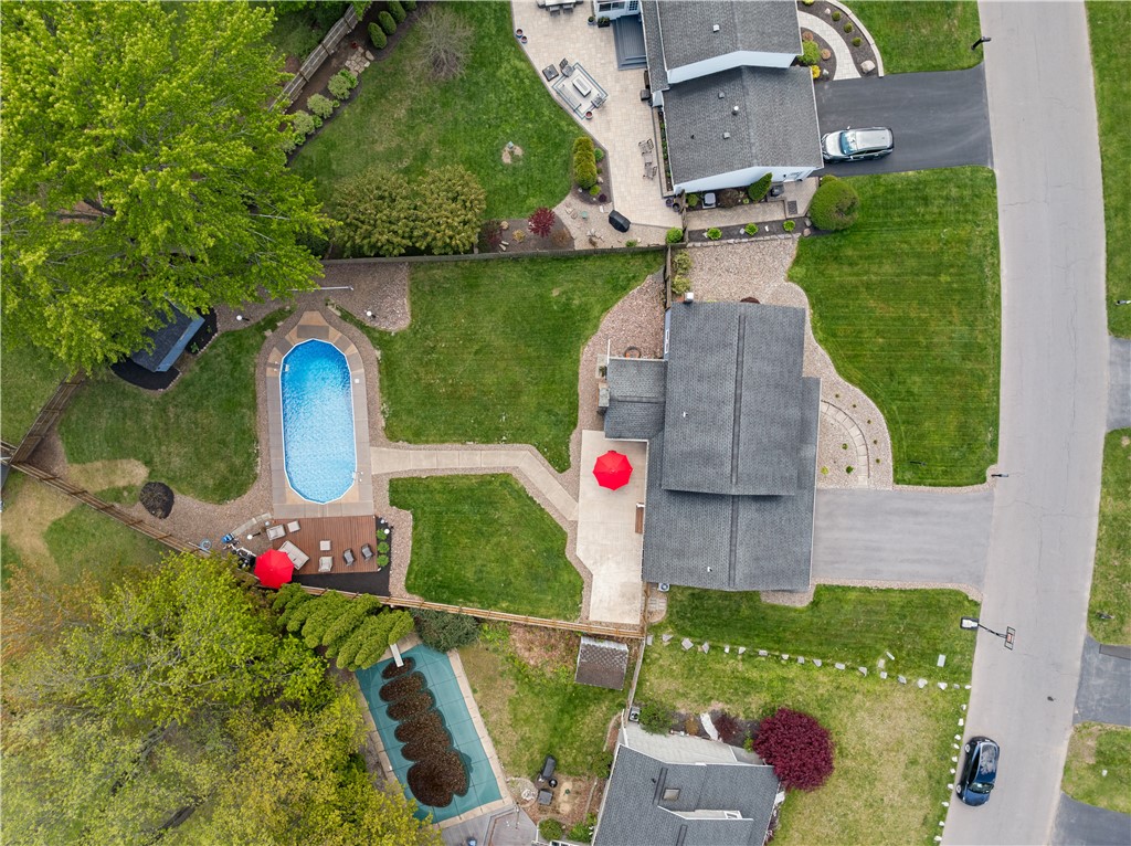 7984 Nutmeg Lane