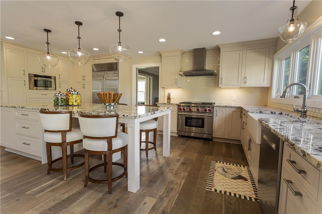 4545 Cosmos Hill Road