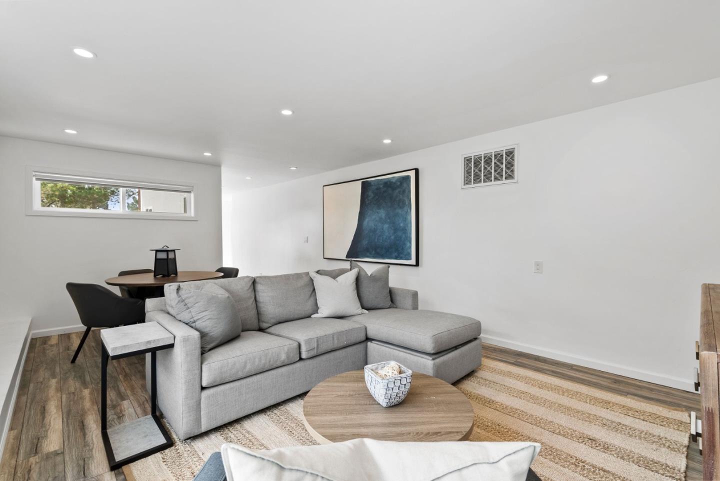 19 Anchor LN