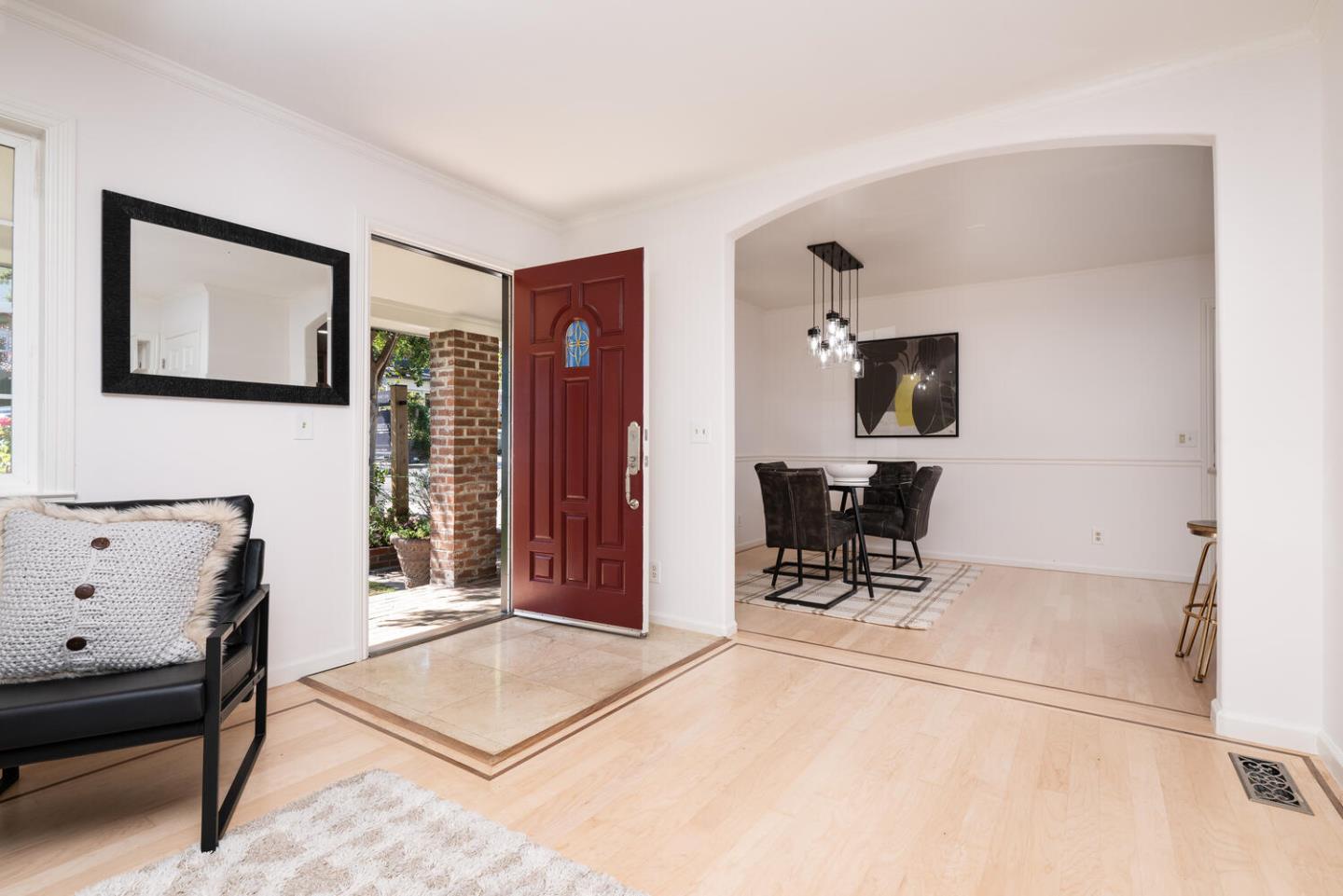 742 Neal AVE