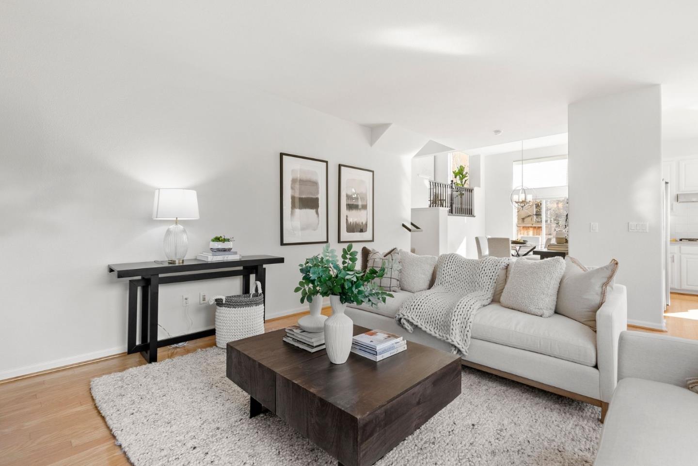 16 Skypark CIR