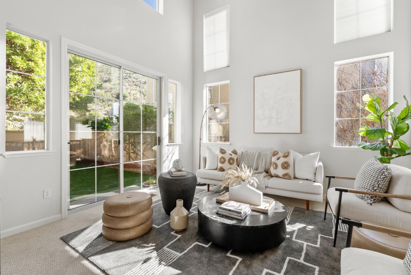16 Skypark CIR