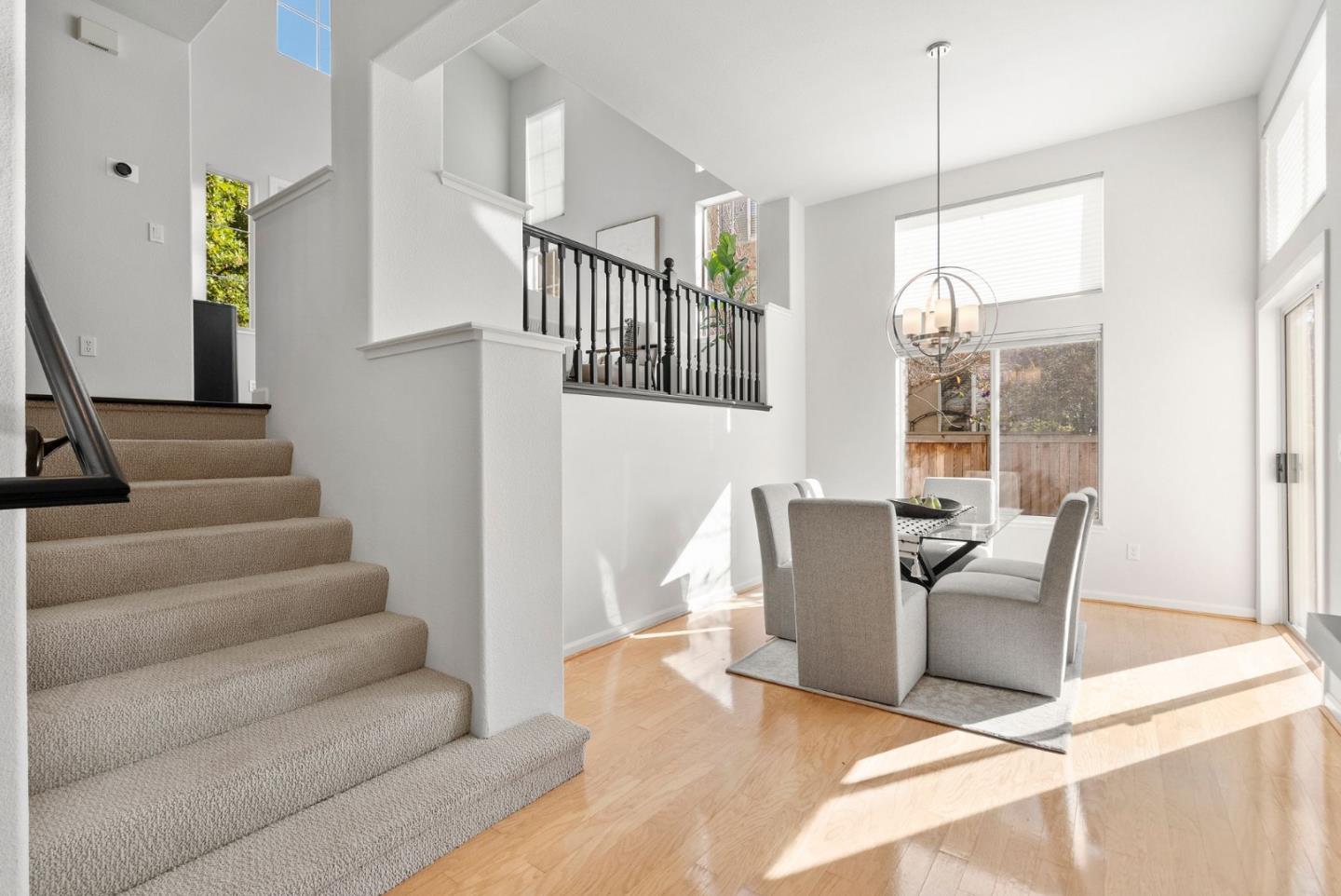 16 Skypark CIR