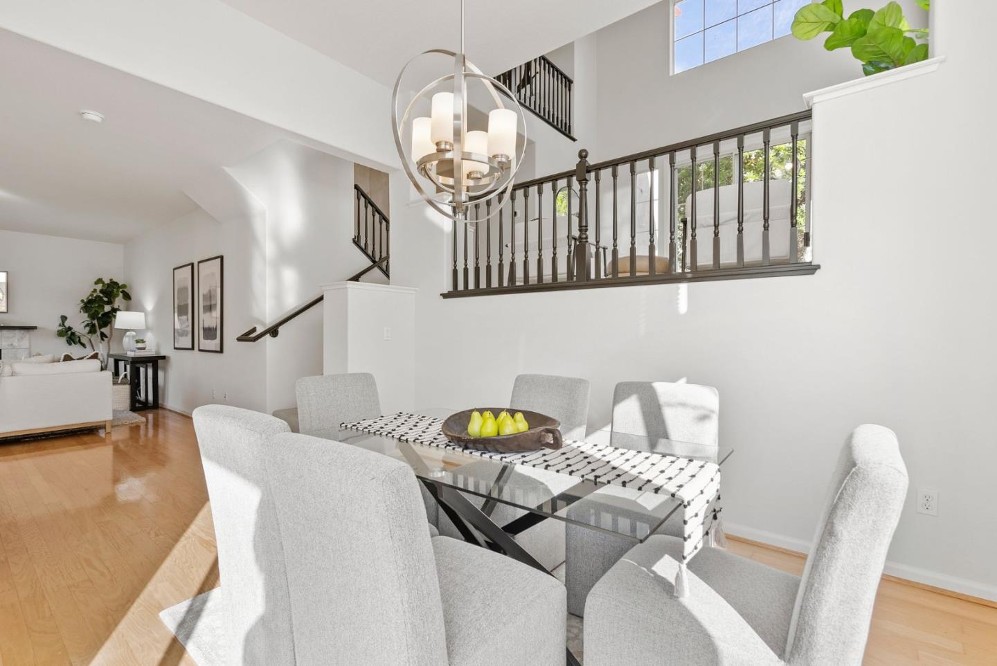 16 Skypark CIR