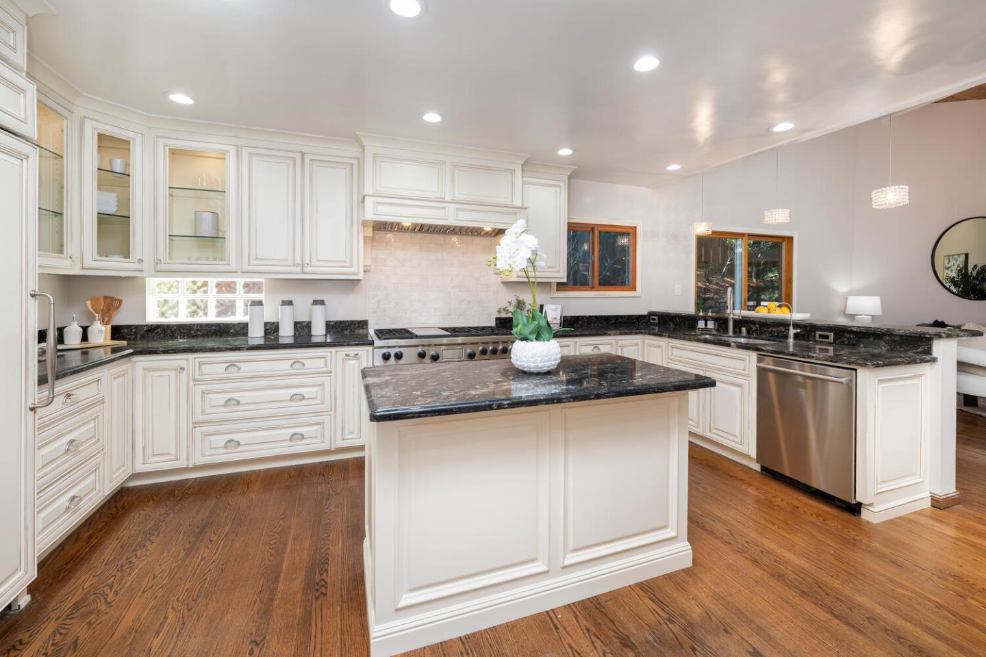 81 Devonshire Circle