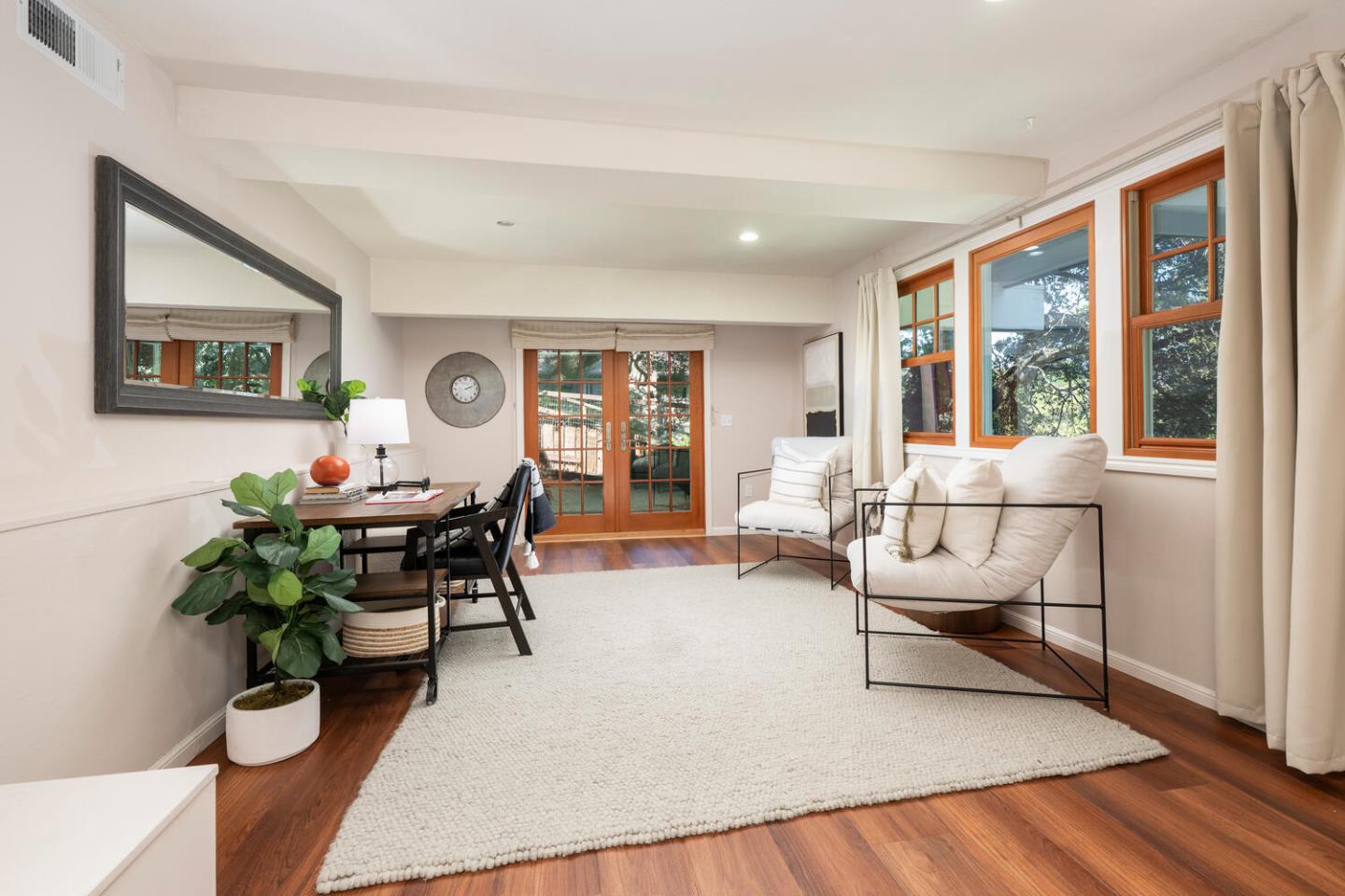 81 Devonshire Circle