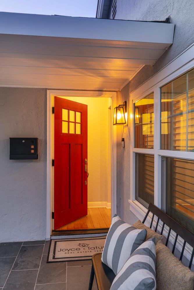 807 Cedar Street