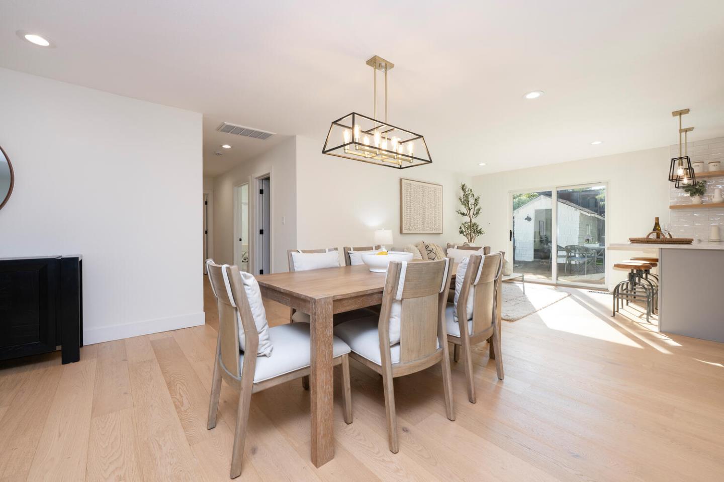 5 Spring Valley Way