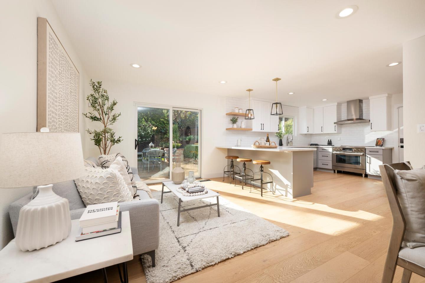 5 Spring Valley Way