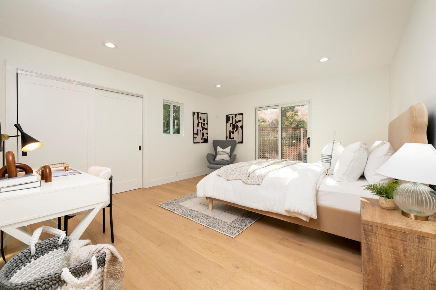 5 Spring Valley Way