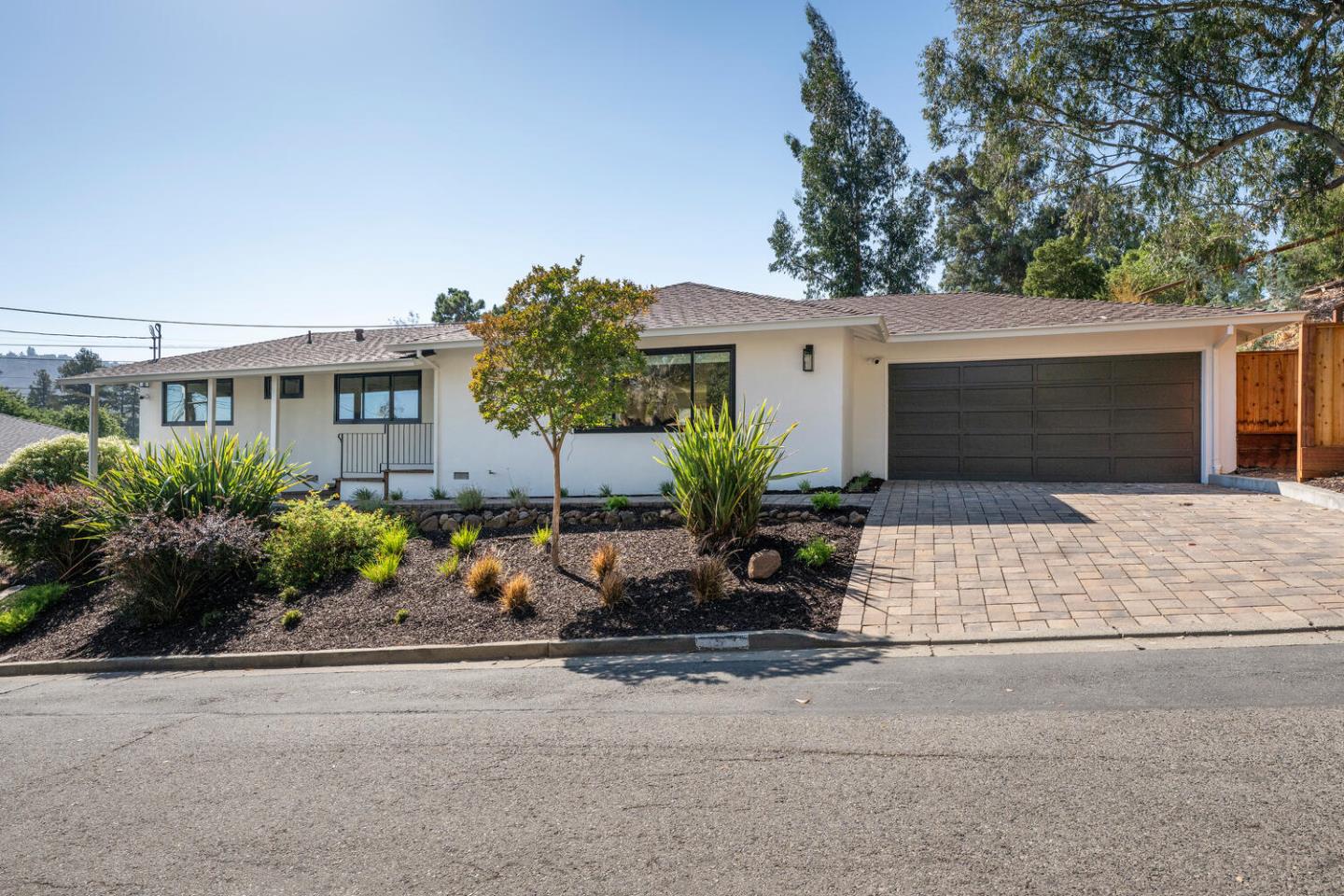 5 Spring Valley Way