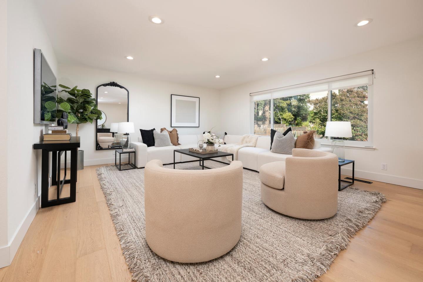 5 Spring Valley Way