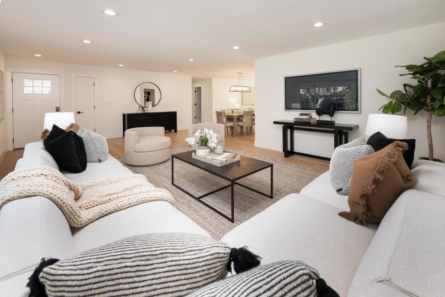 5 Spring Valley Way