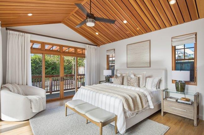 1316 Rosewood Avenue