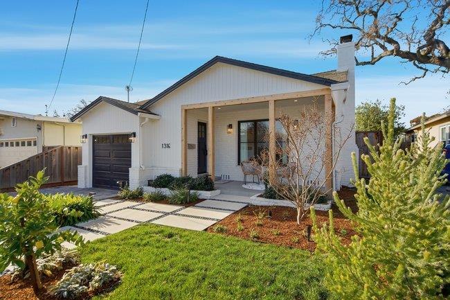 1316 Rosewood Avenue