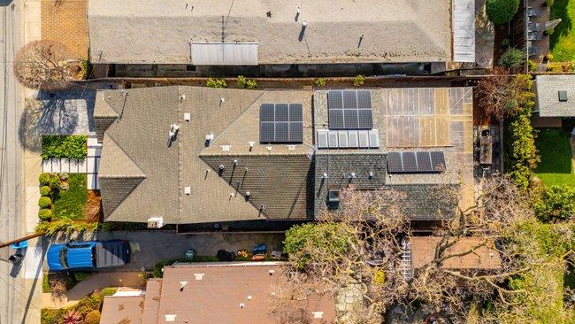 1316 Rosewood Avenue