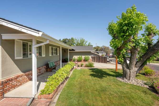 848 Chesterton Avenue
