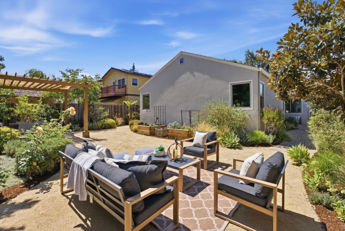 125 Sunnydale AVE