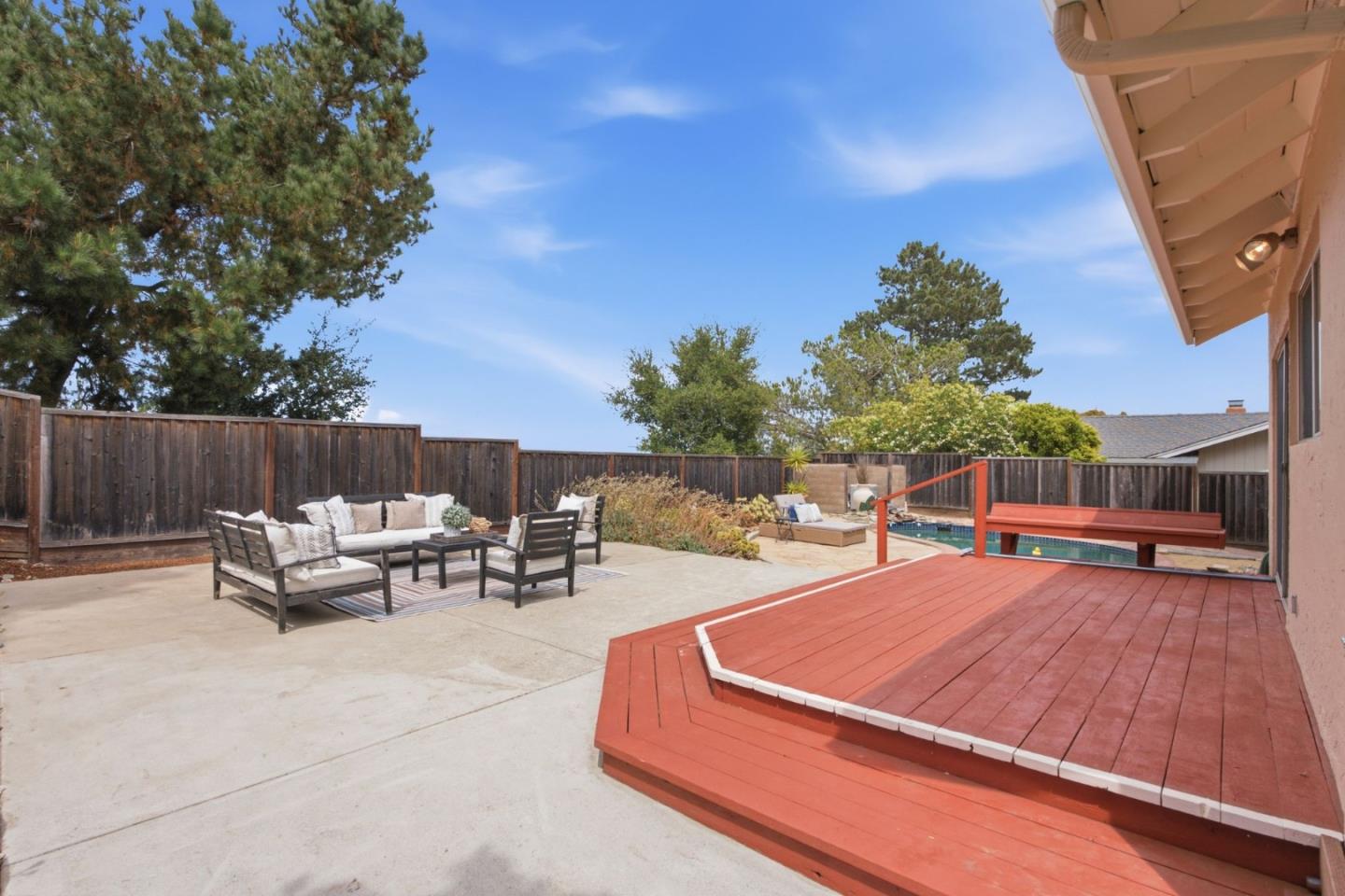 2564 Sherborne DR