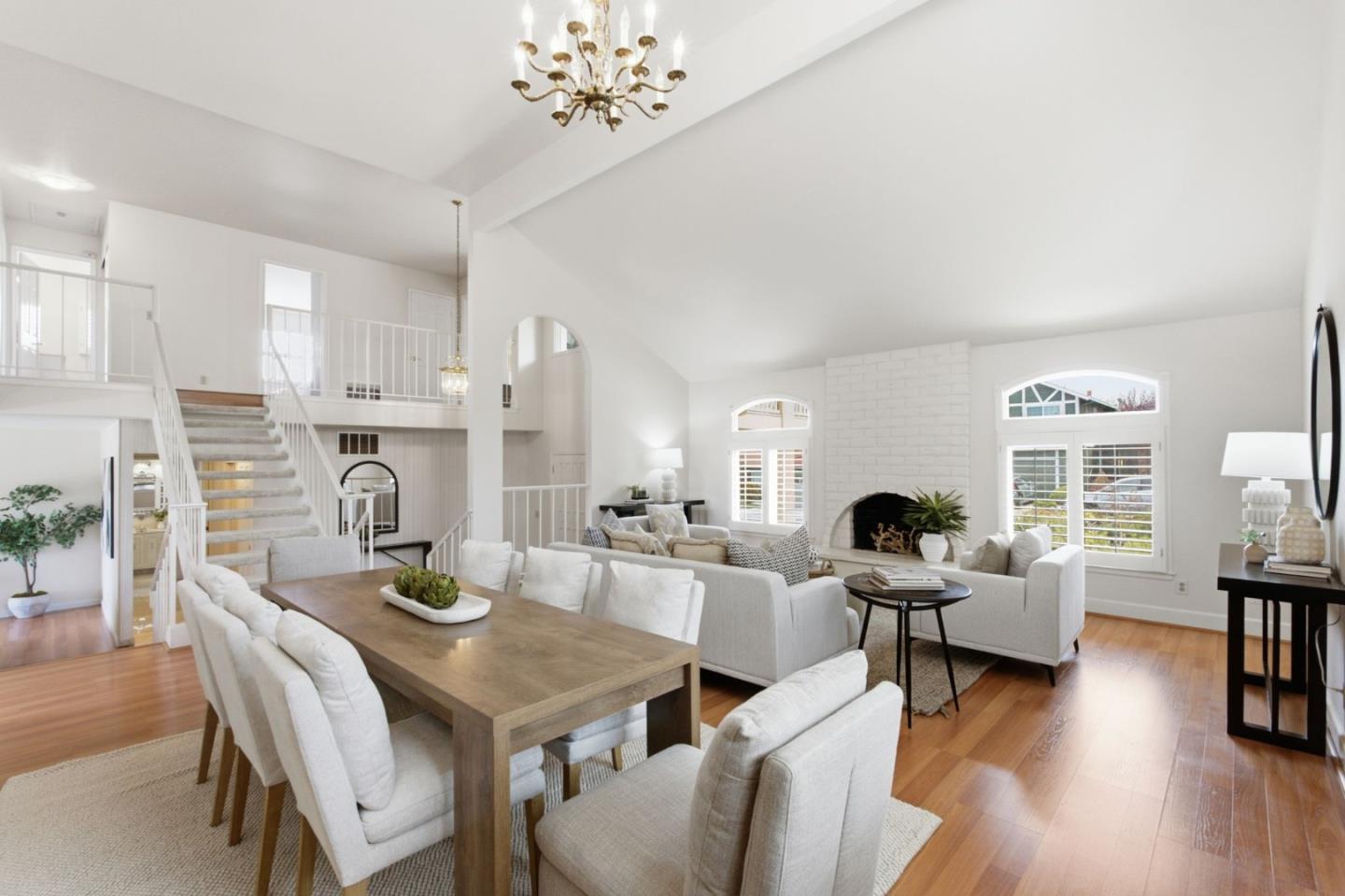 2564 Sherborne DR