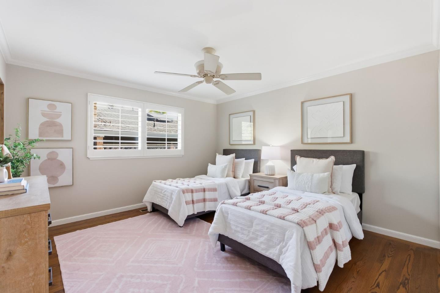 2720 Debbie CT